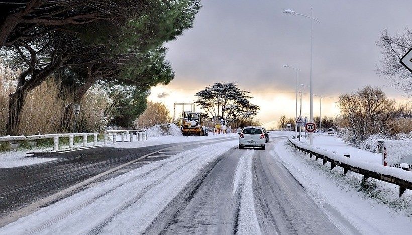 70% dintre șoferi au pierdut controlul maşinii pe timp de iarnă